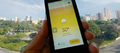 Aplicativo para previso do tempo est em fase de teste Ferramenta fornecer boletins meteorolgicos dirios aos moradores por meio de smartphones. Foto: Celso Luiz/DGABC